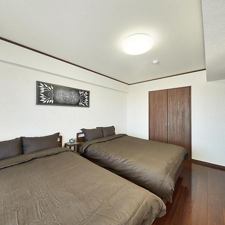 Freedomhillsフリーダムヒルズa棟 Apartment Tomigusuku Ngoại thất bức ảnh