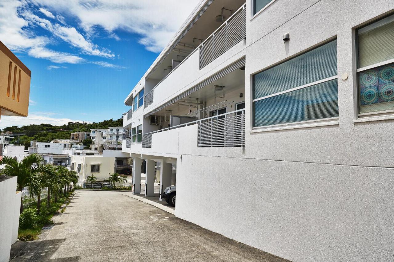 Freedomhillsフリーダムヒルズa棟 Apartment Tomigusuku Ngoại thất bức ảnh